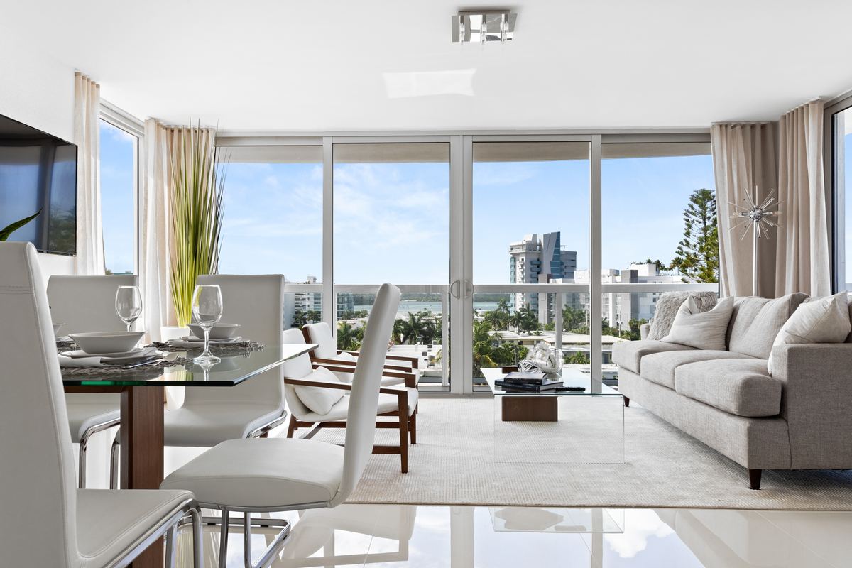 Penthouse living room with bay view